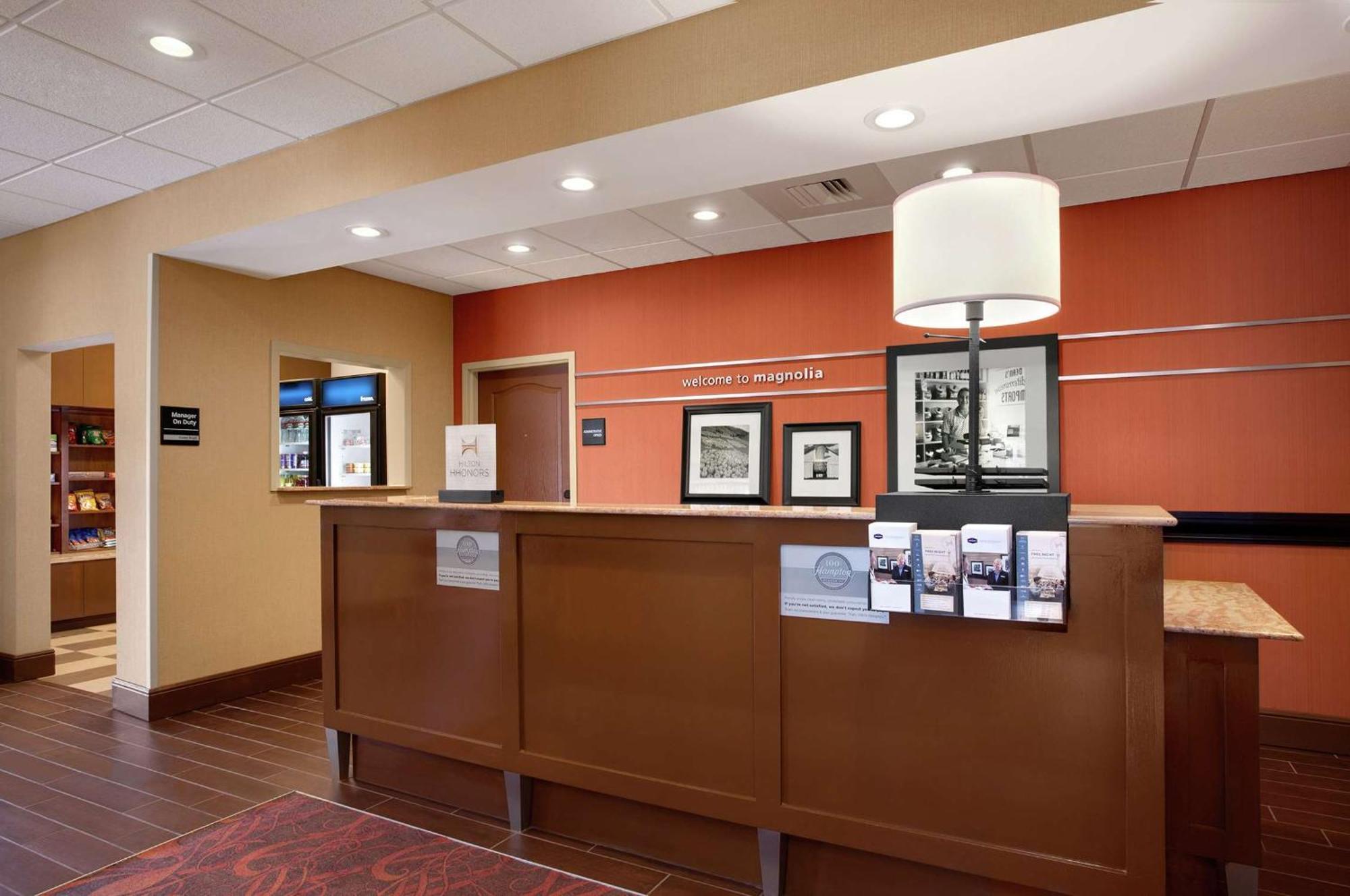 Hampton Inn Magnolia מראה חיצוני תמונה
